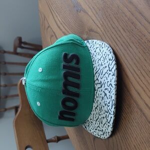 - Flat Fitty baseball Hat. Nomis. Green White Gray and black. Quality ma…